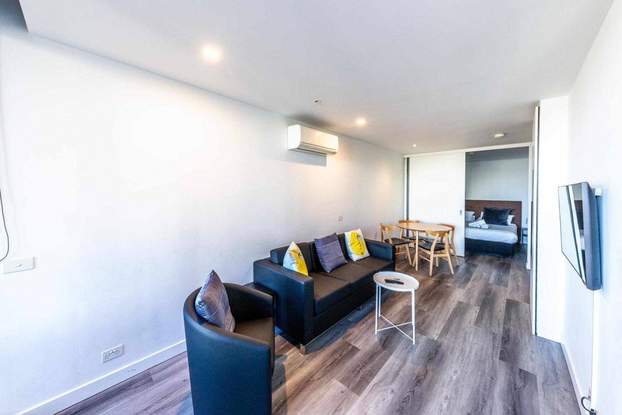 Aura2107, 2 Bedroom Apartment With Balcony, Stunning Yarra River And City Views Melbourne Ngoại thất bức ảnh