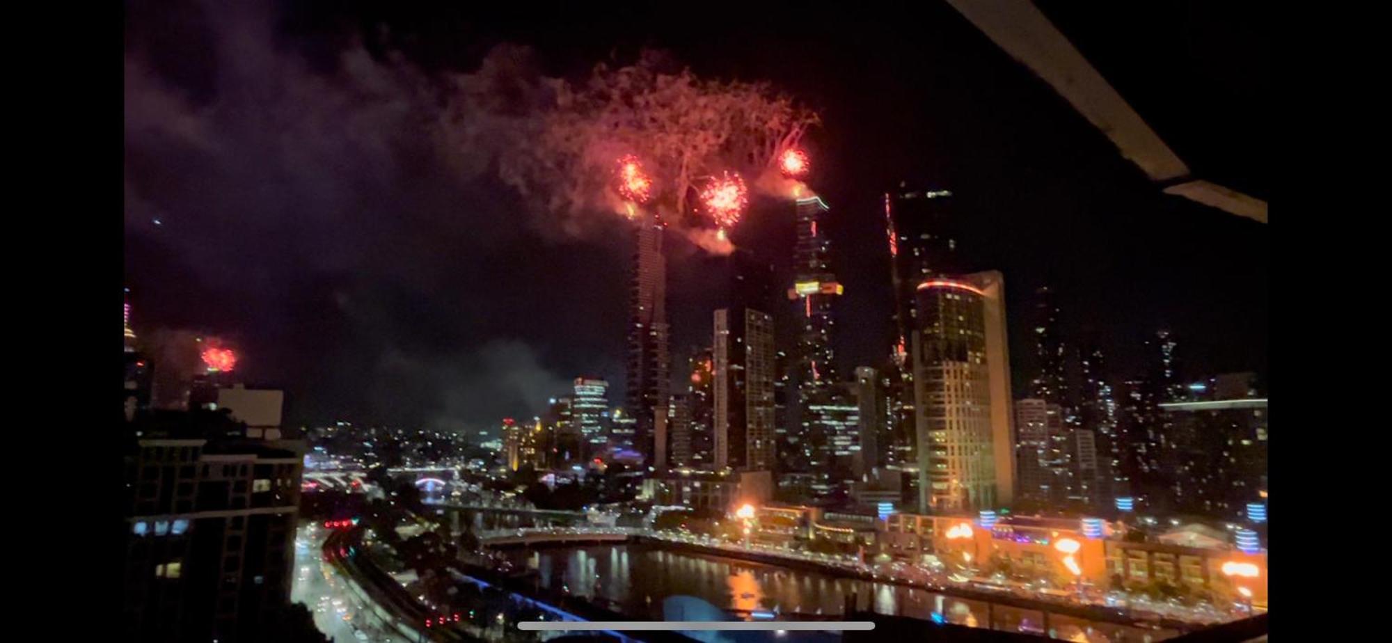 Aura2107, 2 Bedroom Apartment With Balcony, Stunning Yarra River And City Views Melbourne Ngoại thất bức ảnh